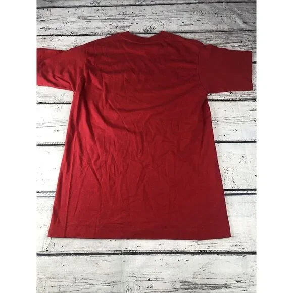 Vintage Fruit of the Loom  T Shirt Medium‎  Red Made in USA Single Stitch - Picture 6 of 7
